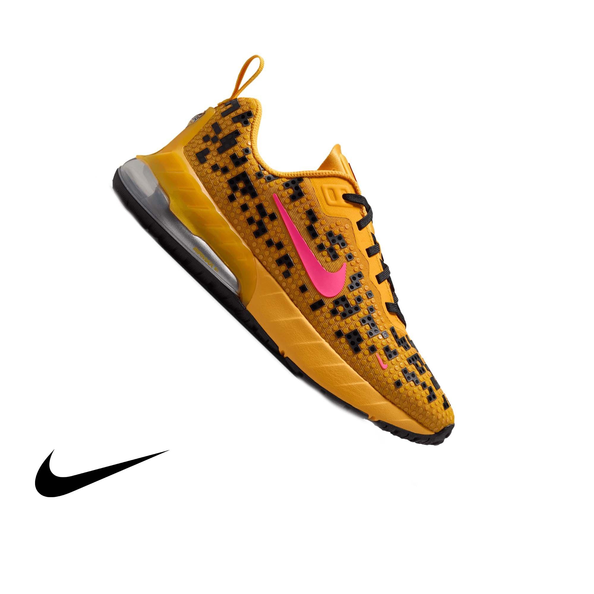 Nike Air Max Phoenix "LEGO" Grade School Kids' Shoe - UNIVERSITY GOLD/HYPER PINK/BLACK